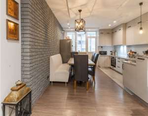  3-  , , 205000 $