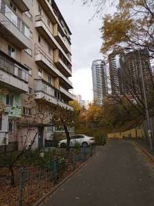  3-  , , 73000 $
