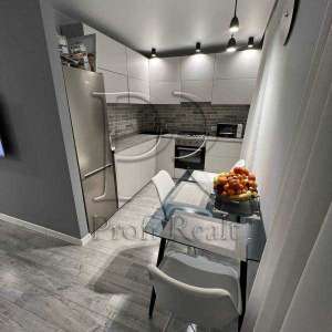  3-  , `, 85000 $