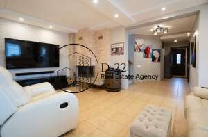  4-  ,  , 169000 $ - 