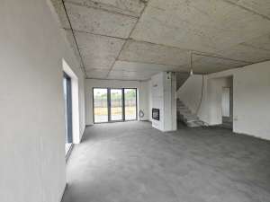  4-  , , 175000 $