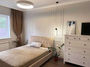  4-  , , 179000 $ - 