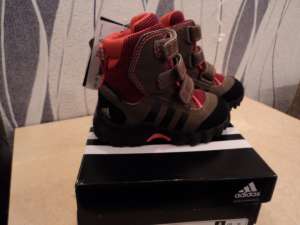 - adidas-!