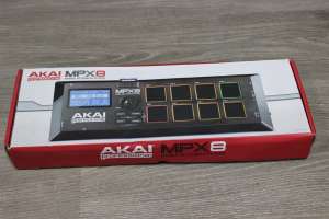  AKAI MPX8 Mobile SD Sample Player