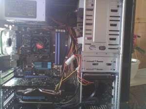  AMD Athlon II X3 460 3.4GHz/ HD 6770/500GB/4GB