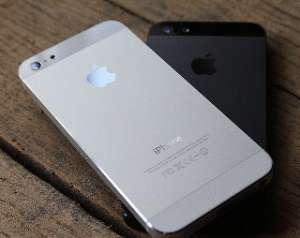  Apple iPhone 5 16GB !   