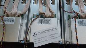  Asic Antminer Bitmain S9, S9i, D3, T9+, L3+  1 .  