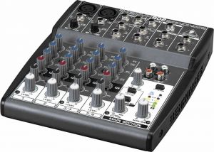  Behringer XENYX 802