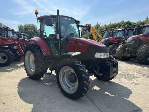  CASE IH Farmall 105U