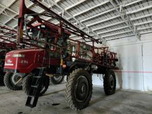  Case IH Patriot SPX II 2006 .. 45 000 $.