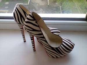  Christian Louboutin - 