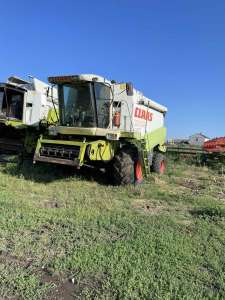  Claas Lexion 450 1999 .. 37 451 $.