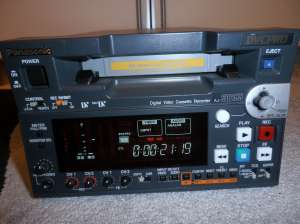  DVCPRO, DVCAM, DV, Mini DV Panasonic AJ-SD255E