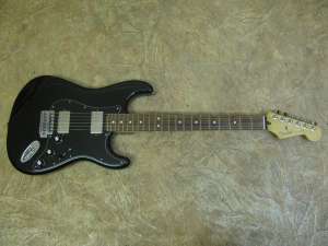  Fender Blacktop Stratocaster HH Black