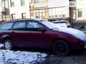  Ford Focus 1,6 1,8  2001.