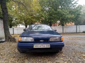  FORD Scorpio