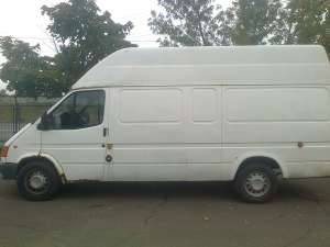  Ford Transit