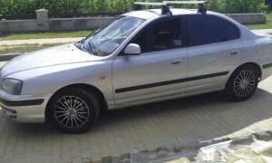  Hyundai Elantra III (XD) 1.6 MT