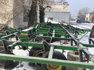  John Deere 12 .    960.  . - 