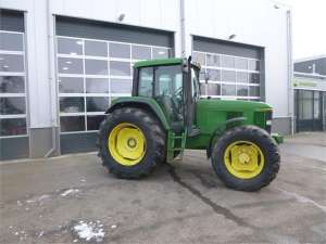  John Deere 6800 (624).