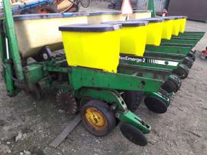  John Deere 7000 / ( )   6-  - 