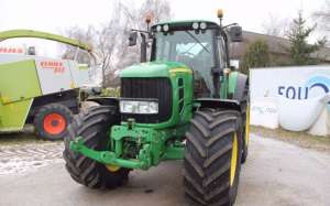  JOHN DEERE 7430 (  558)