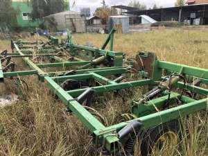  John Deere 960,   8 