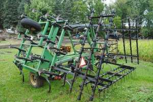  John Deere 960 8 . ֲ 13 800 $