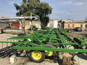  John Deere 980,   John Deere 2210 - 