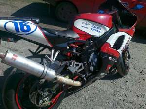  Kawasaki ZXR-400
