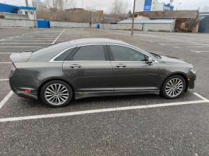  Lincoln MKZ Hybrid 2019