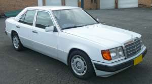  Mercedes W124    - 