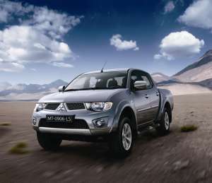  Mitsubishi L200 - 