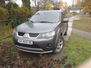  Mitsubishi Outlander XL 2008