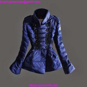  Moncler ,  Moncler , Moncler  ,   Moncler  Moncler  2013 . - 