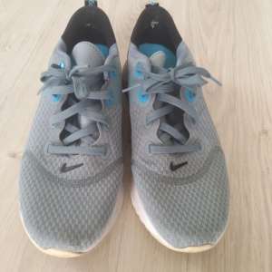  Nike React Eur 45 (