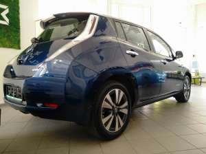  Nissan Leaf SL+Premium  