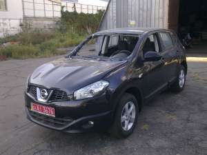  Nissan Qashqai 2011 2.0  15 . - 