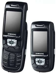  Samsung D500 - 