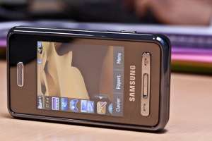  Samsung D980 - 