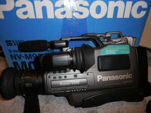  SVHS, VHS  Panasonic NV-M9500EN