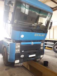  TIR    (RENAULT MAGNUM)  