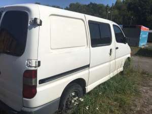  .Toyota Hiace 2.4.