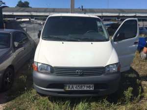  .Toyota Hiace 2.4.