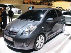  Toyota Yaris - 