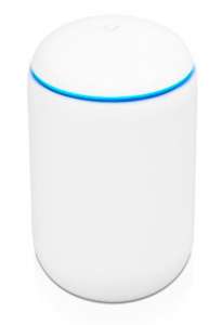  UniFi Dream Machine   - 