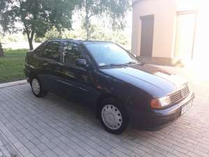  Volkswagen Polo    - 