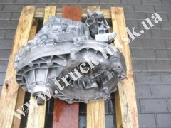  Volkswagen T5 2.5 TDI 96 6-. GWB 22073