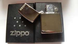  ZIPPO( blek diamond)   , 180 - 