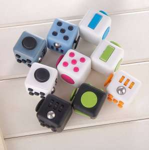 1.	Fidget Cube ( )    - 